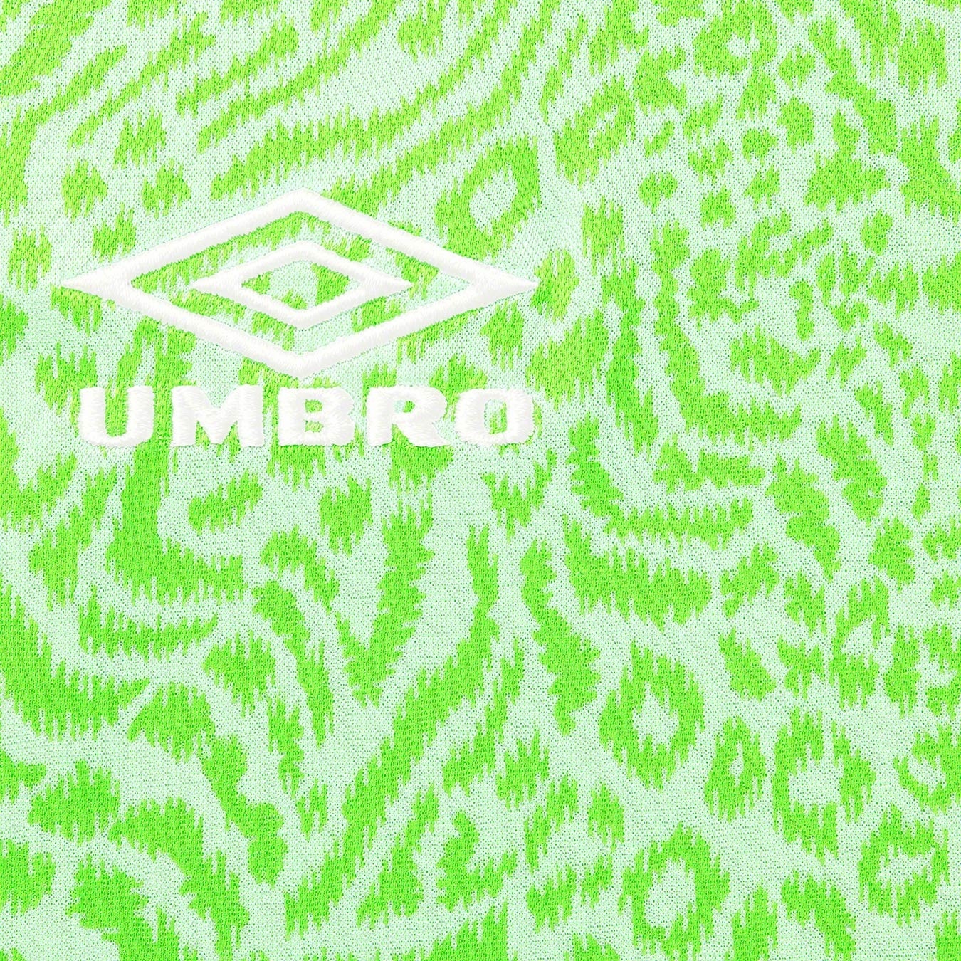 Supreme®/Umbro Jacquard Animal Print Soccer Jersey view 3